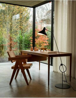 DCW-&Eacute;ditions Mantis BS8 - Floorlamp zwart